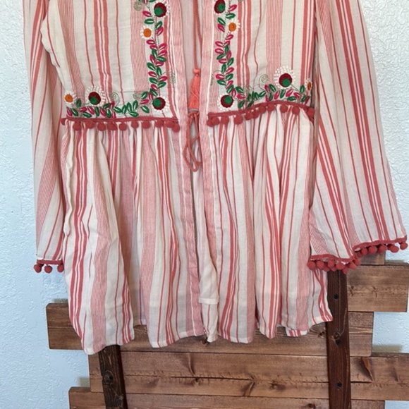 Anthropologie Chantik Lovina Blouse Medium Embroidered/Floral/Poms - Picture 3 of 6